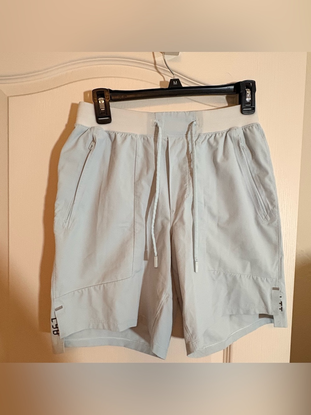 Lululemon License to Train Linerless Short 7".